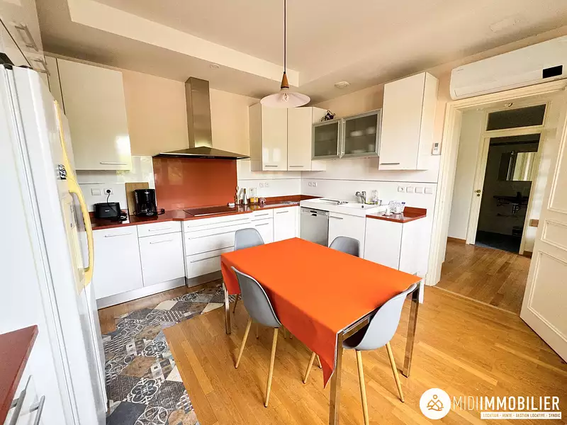 Appartement, 264 m²