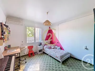 Maison, 179 m²