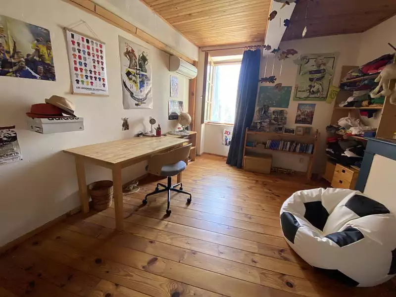 Maison, 163 m²