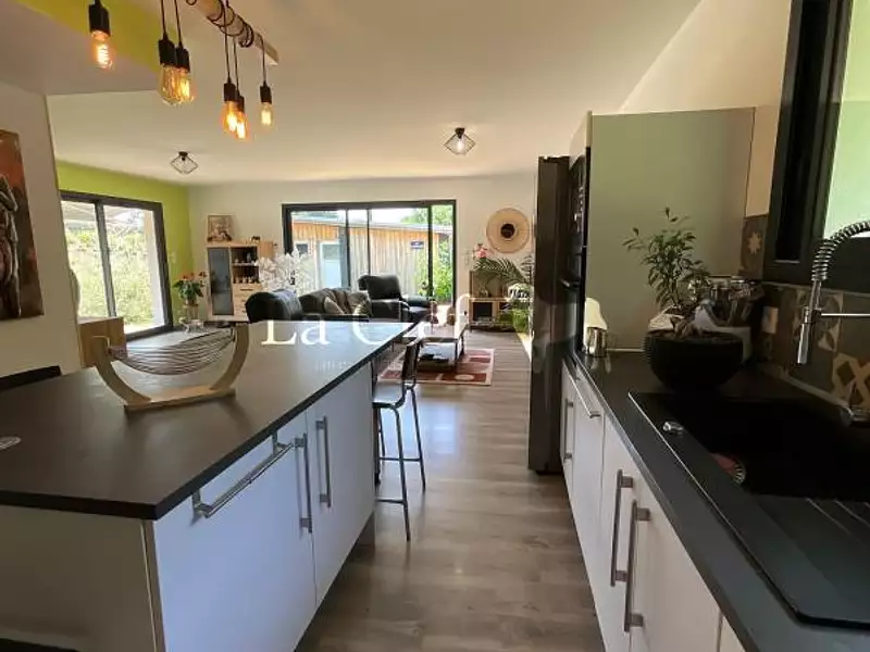 Maison, 83 m²
