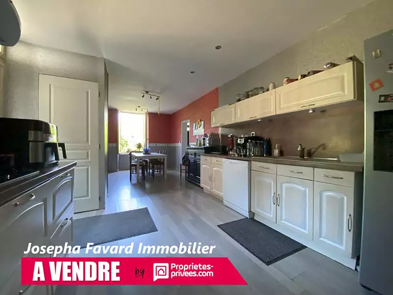 Maison, 158 m²