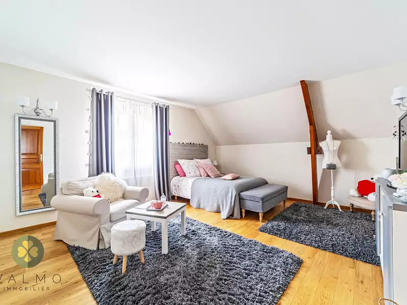 Maison, 266 m²