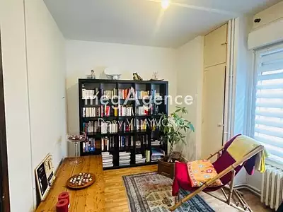 Immeuble, 291 m²
