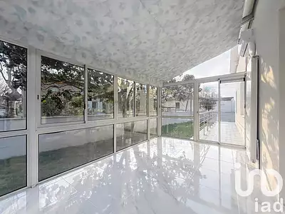 Maison, 220 m²