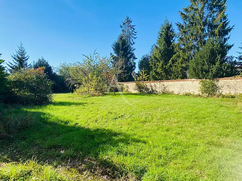 Terrain, 751 m²
