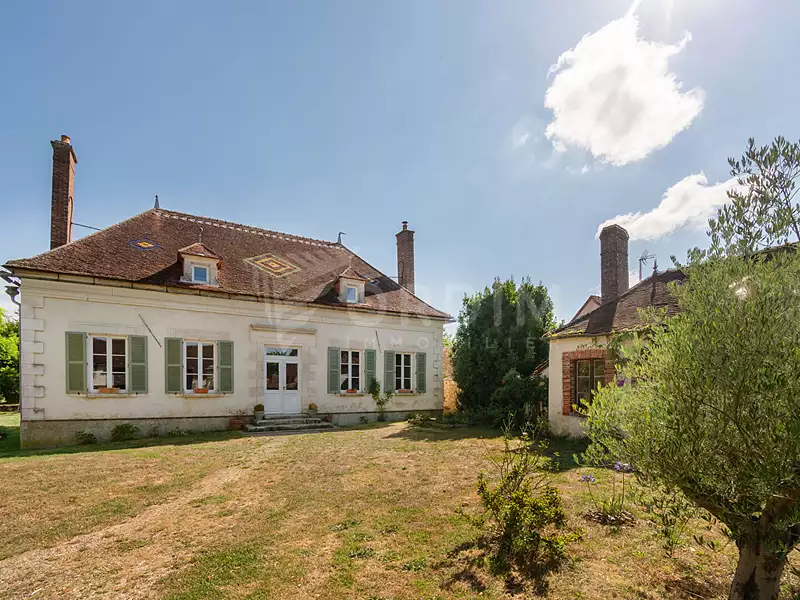 Maison, 245 m²