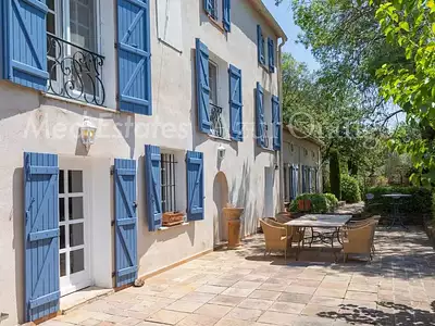 Maison, 565 m²