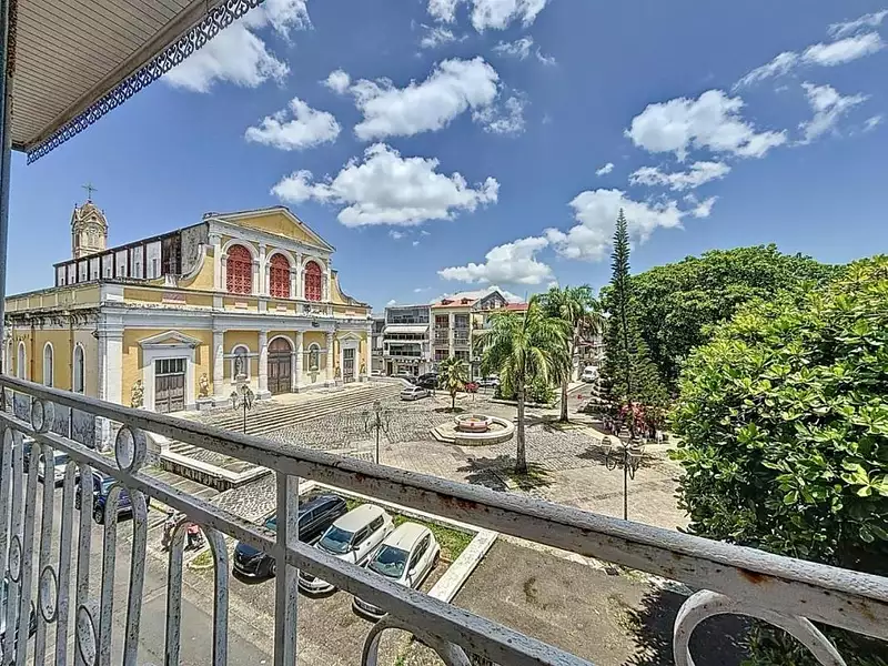 Immeuble, 237 m²