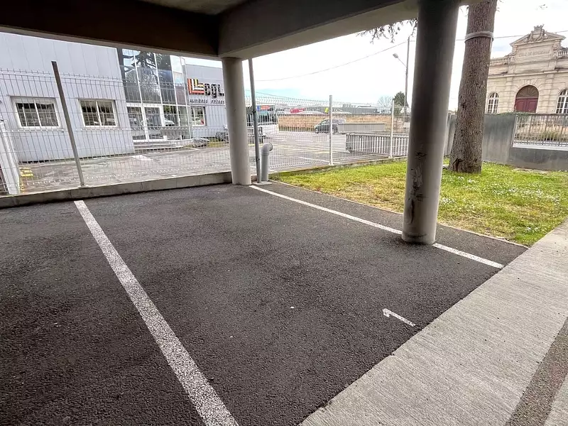 Parking, 12 m²