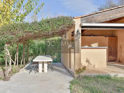 Maison, 310 m²
