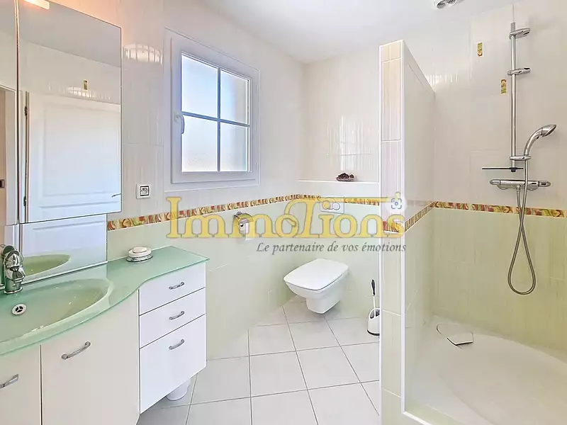 Maison, 160 m²