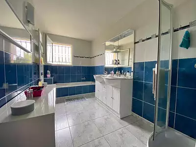 Maison, 175 m²