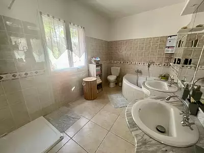 Maison, 200 m²