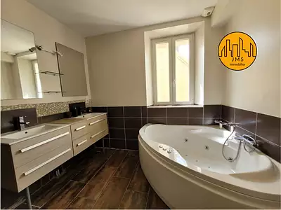 Maison, 124 m²