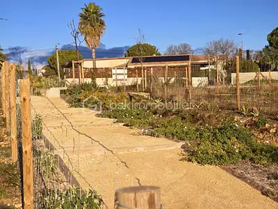Terrain, 466 m²