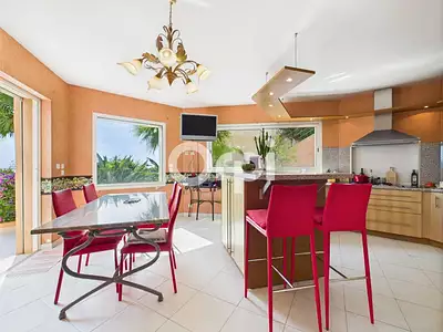 Maison, 289 m²