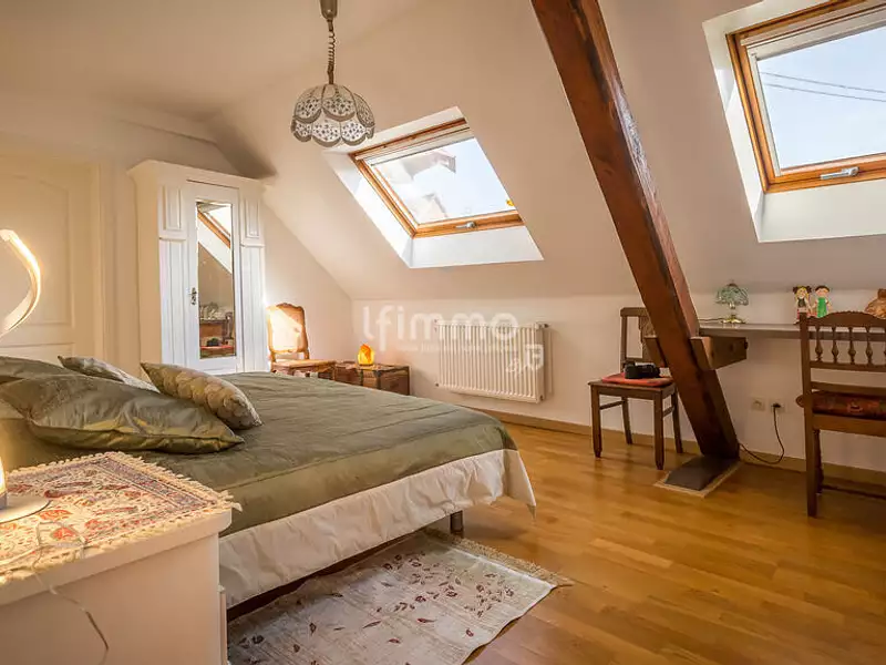 Immeuble, 300 m²