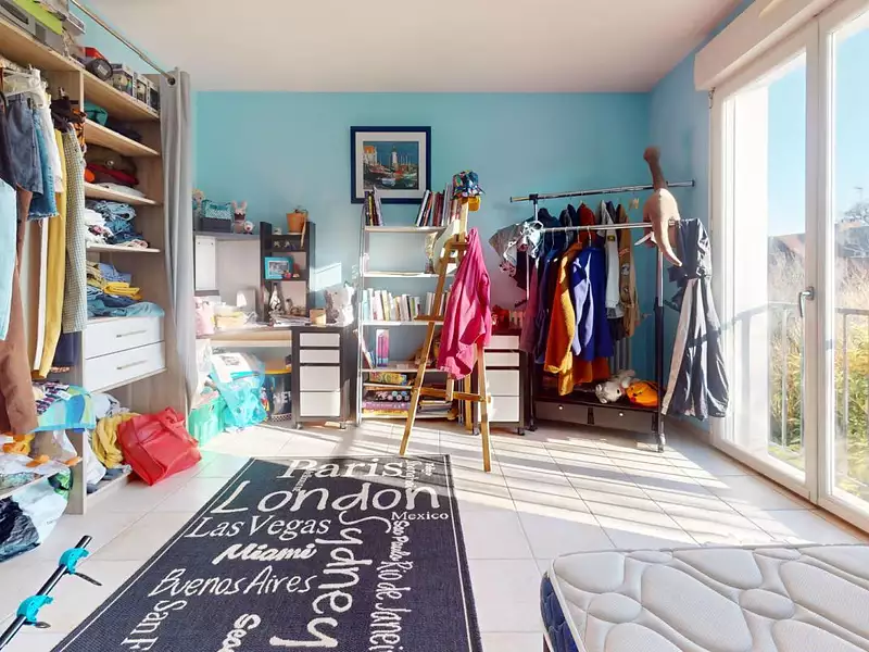 Maison, 180 m²