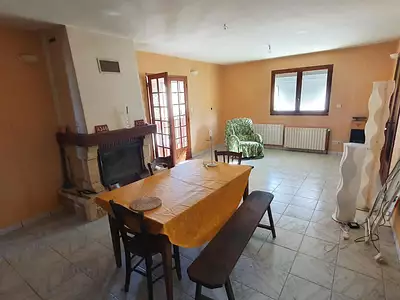 Maison, 200 m²