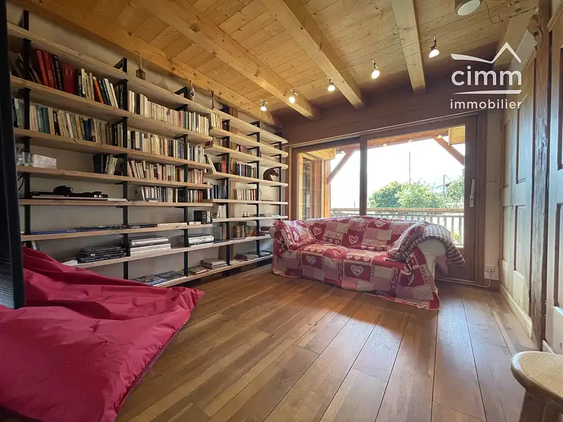 Maison, 240 m²