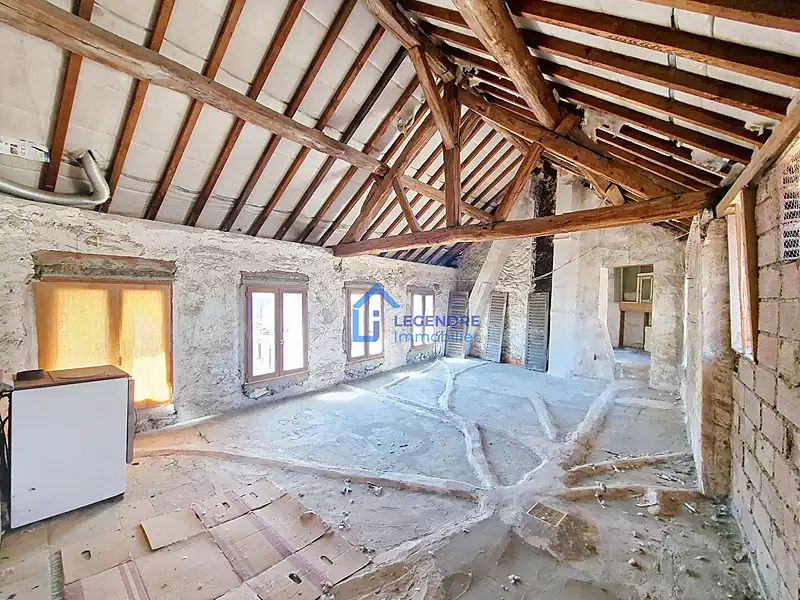 Immeuble, 140 m²