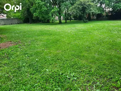 Terrain, 2 500 m²