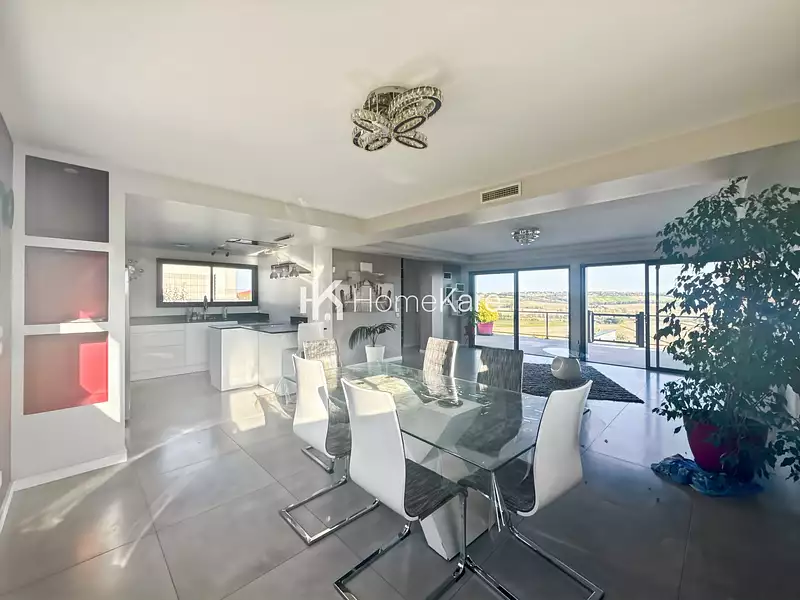 Maison, 150 m²