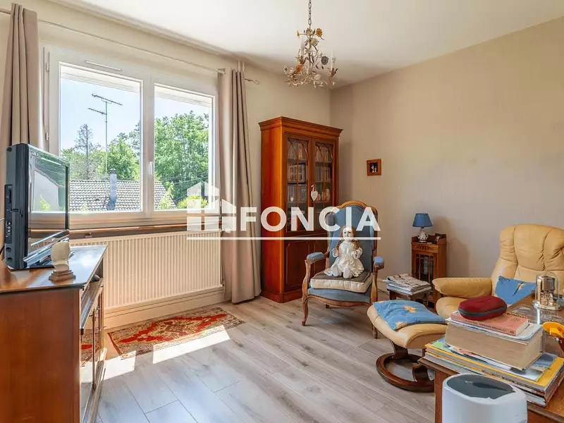 Maison, 180 m²