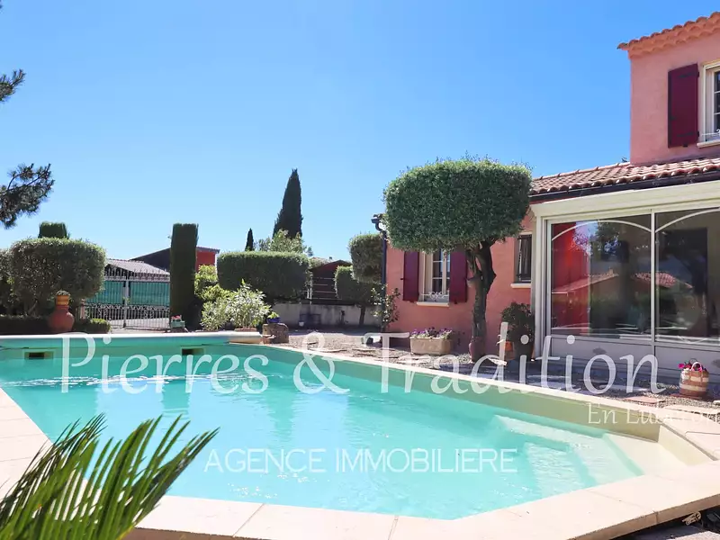 Maison, 136 m²