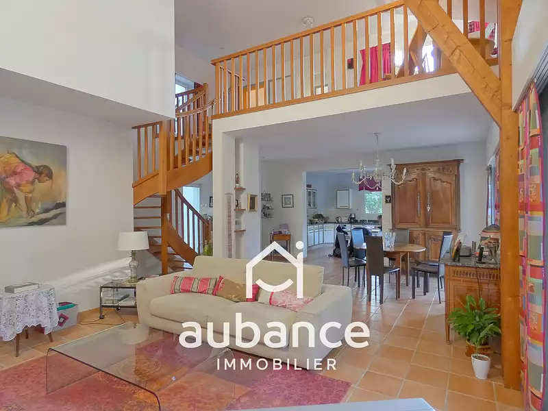 Maison, 171 m²