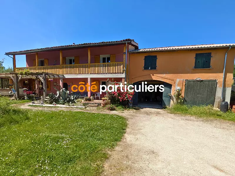 Maison, 216 m²