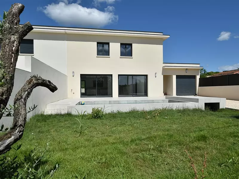 Maison, 153 m²