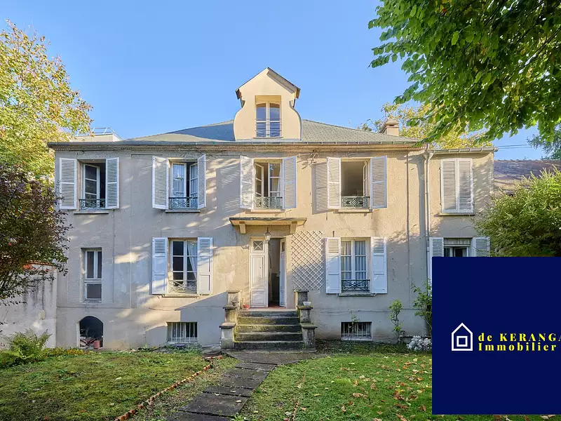 Maison, 222 m²