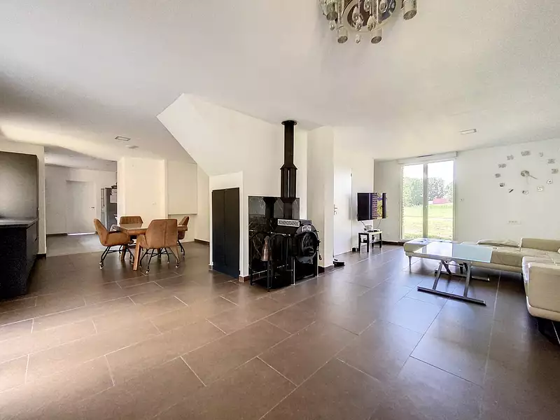 Maison, 210 m²