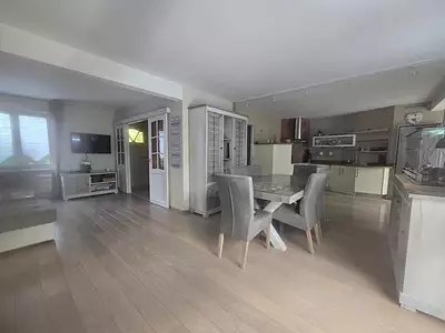 Maison, 107 m²