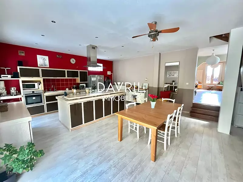 Maison, 170 m²
