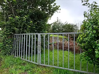 Terrain, 673 m²