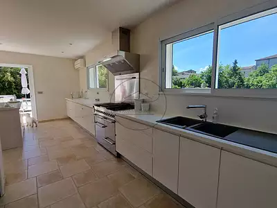 Maison, 157 m²