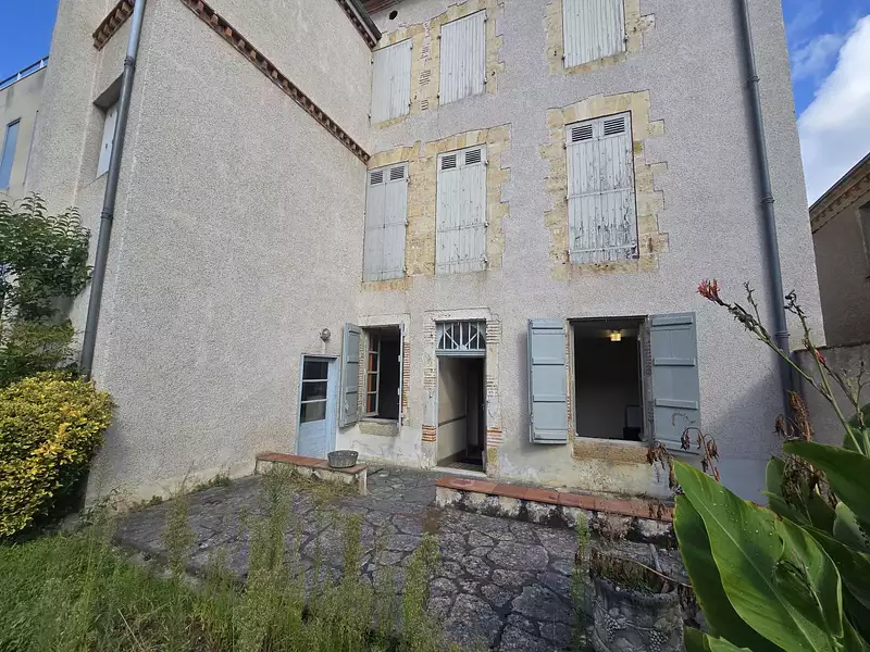 Maison, 311 m²