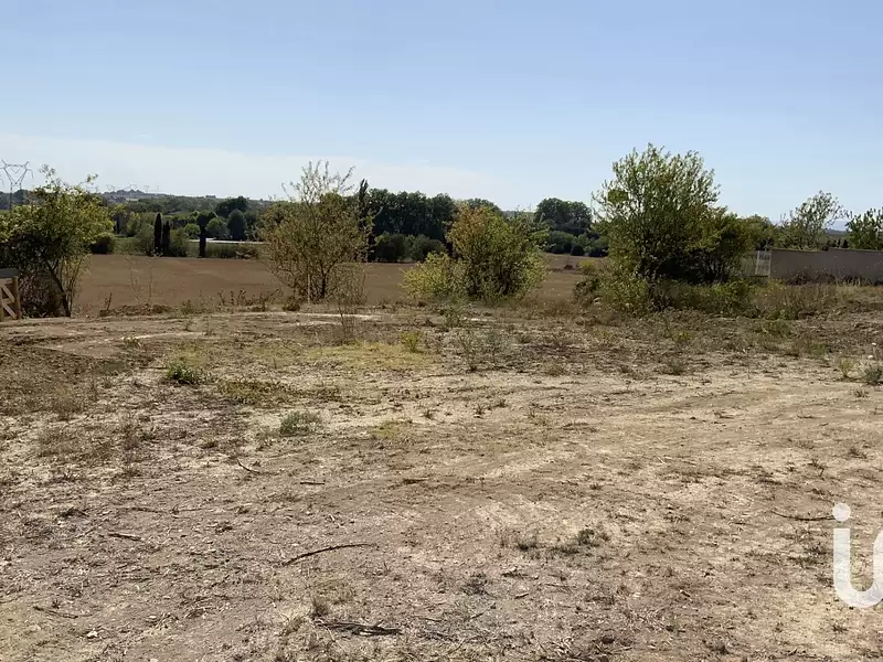 Terrain, 1 058 m²