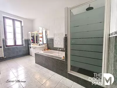 Maison, 195 m²