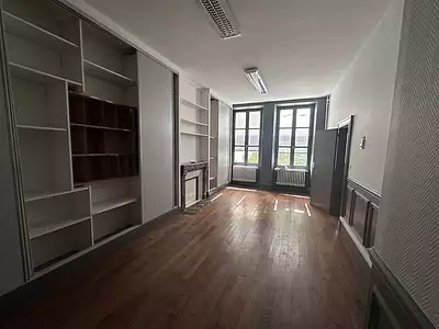 Immeuble, 300 m²