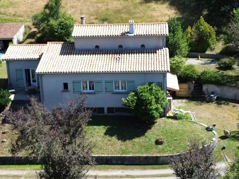 Maison, 152 m²