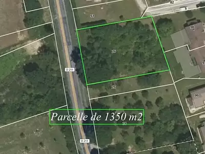 Terrain, 1 350 m²