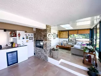 Maison, 360 m²