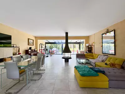 Maison, 151 m²