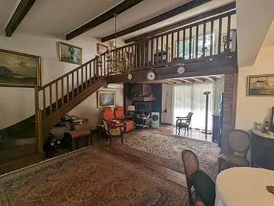 Maison, 197 m²