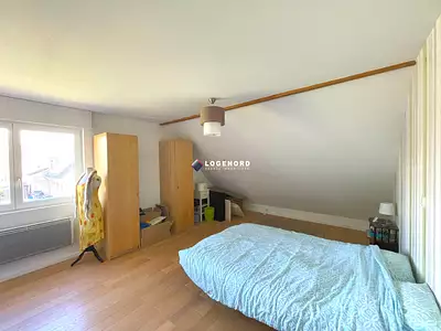 Maison, 240 m²