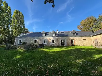 Maison, 225 m²