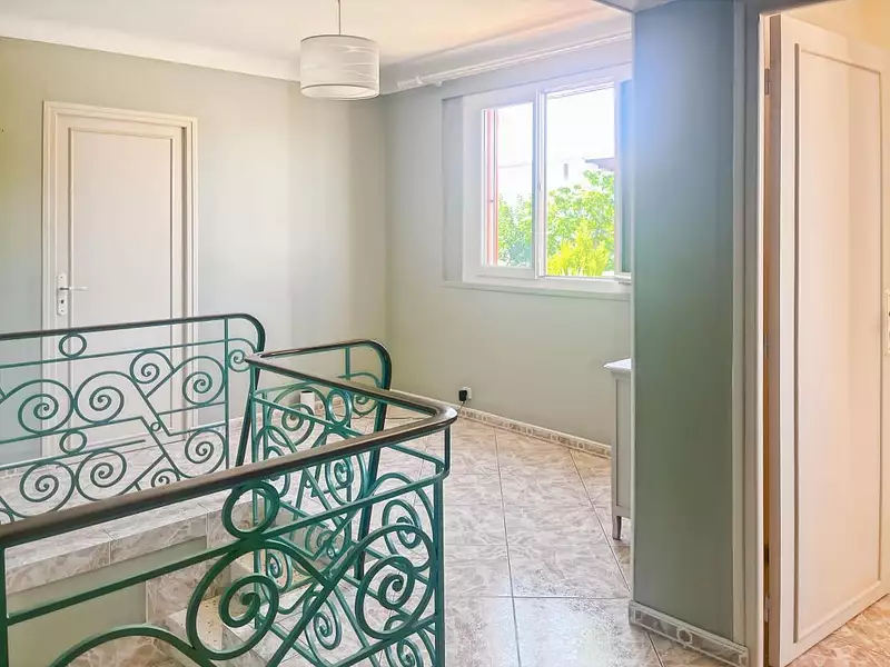 Maison, 230 m²